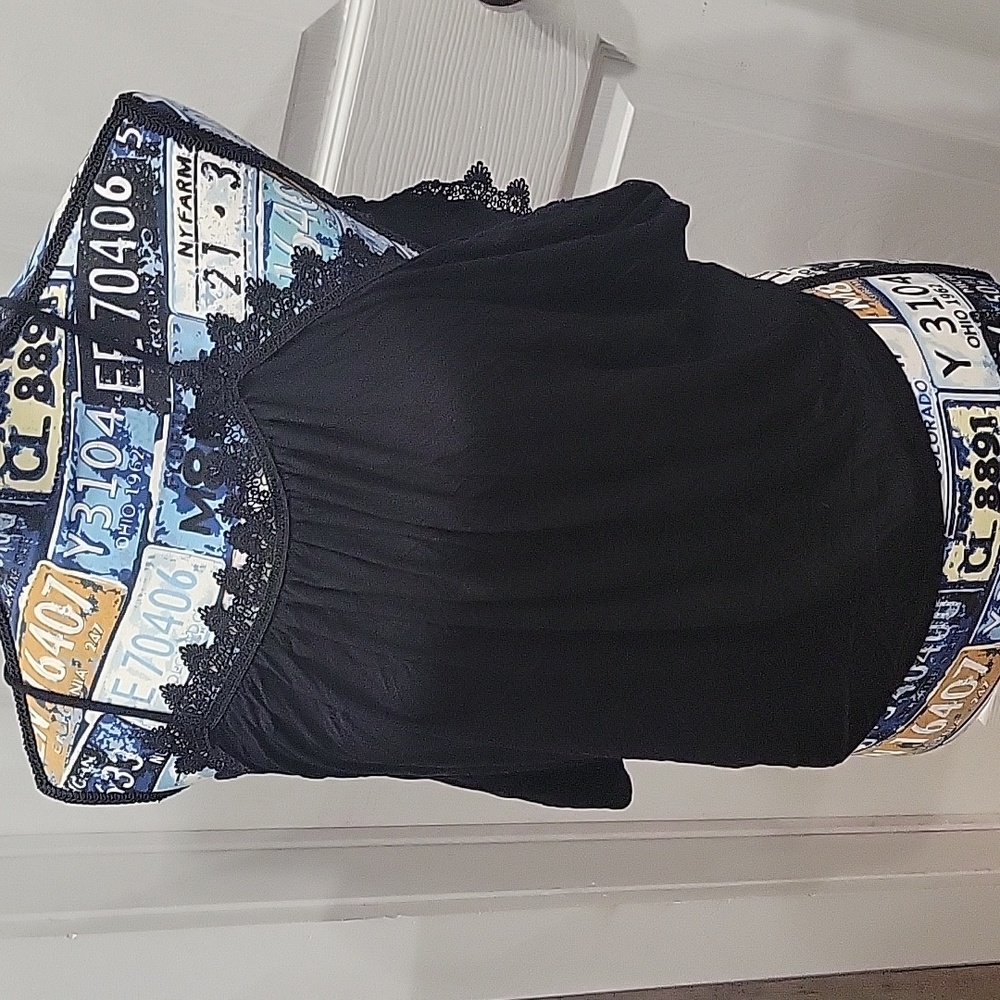 Black crop top
